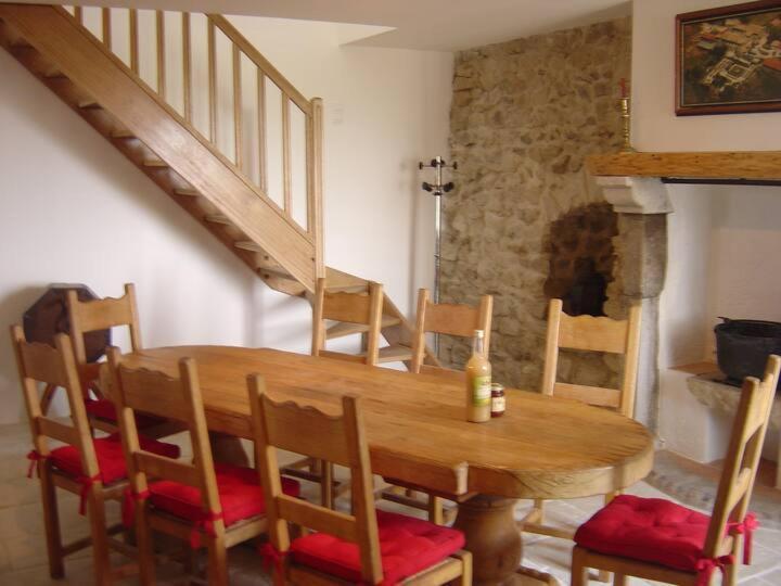 Gite du Chateau Eclassan Extérieur photo